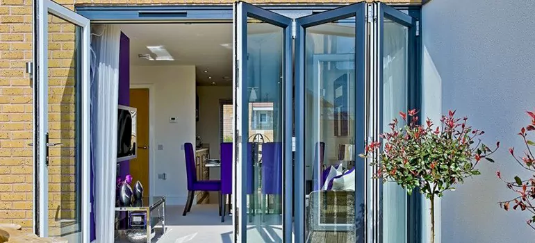 Commercial Door Glass Repair in Titusville, FL